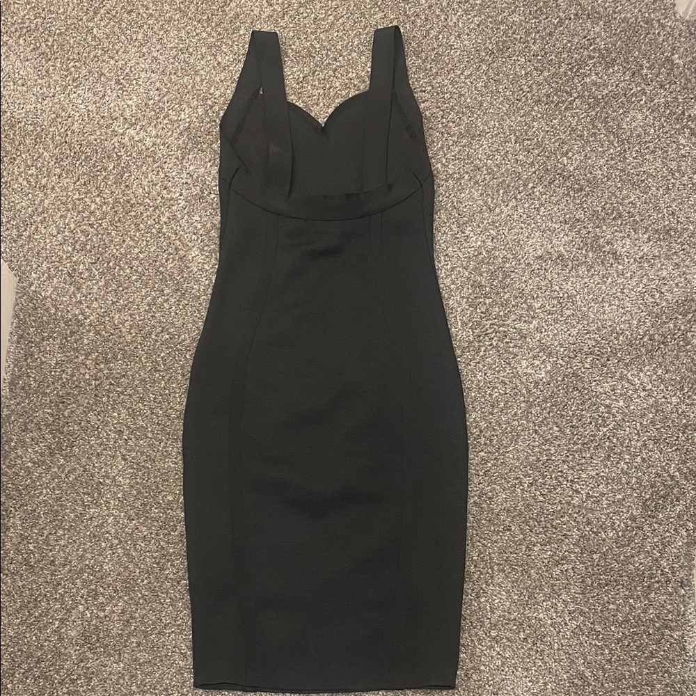 Elegant Black Sleeveless Dress